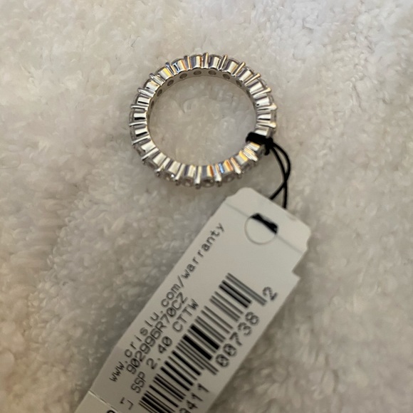 Crislu size 7 Ring NWT eternity band - Picture 6 of 7